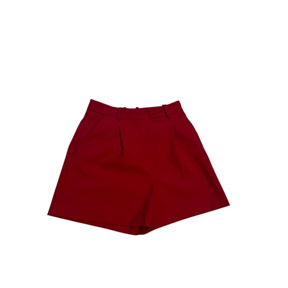 Zara Red Pleated High Waisted Shorts, Size XS - Picture 3 of 6
